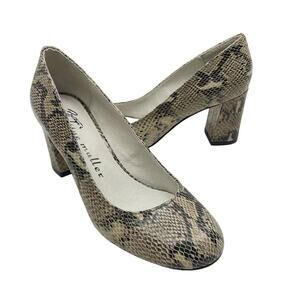 Bettye Muller | NWOB Neutral Beige Leather Snakeskin Round Toe Block Heel Pumps
